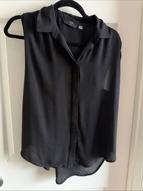 Tahari Sleeveless Black Collared Button-Front Blouse